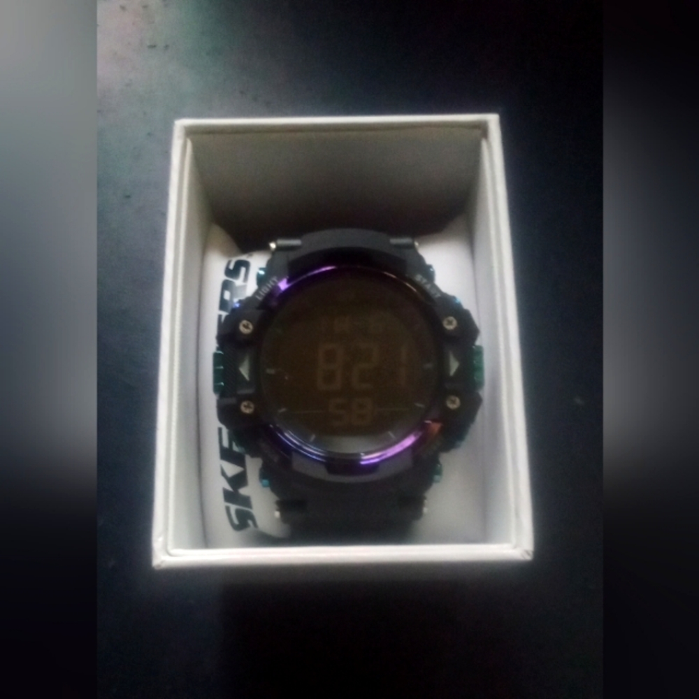 Brand New Men's Sketchers Watch